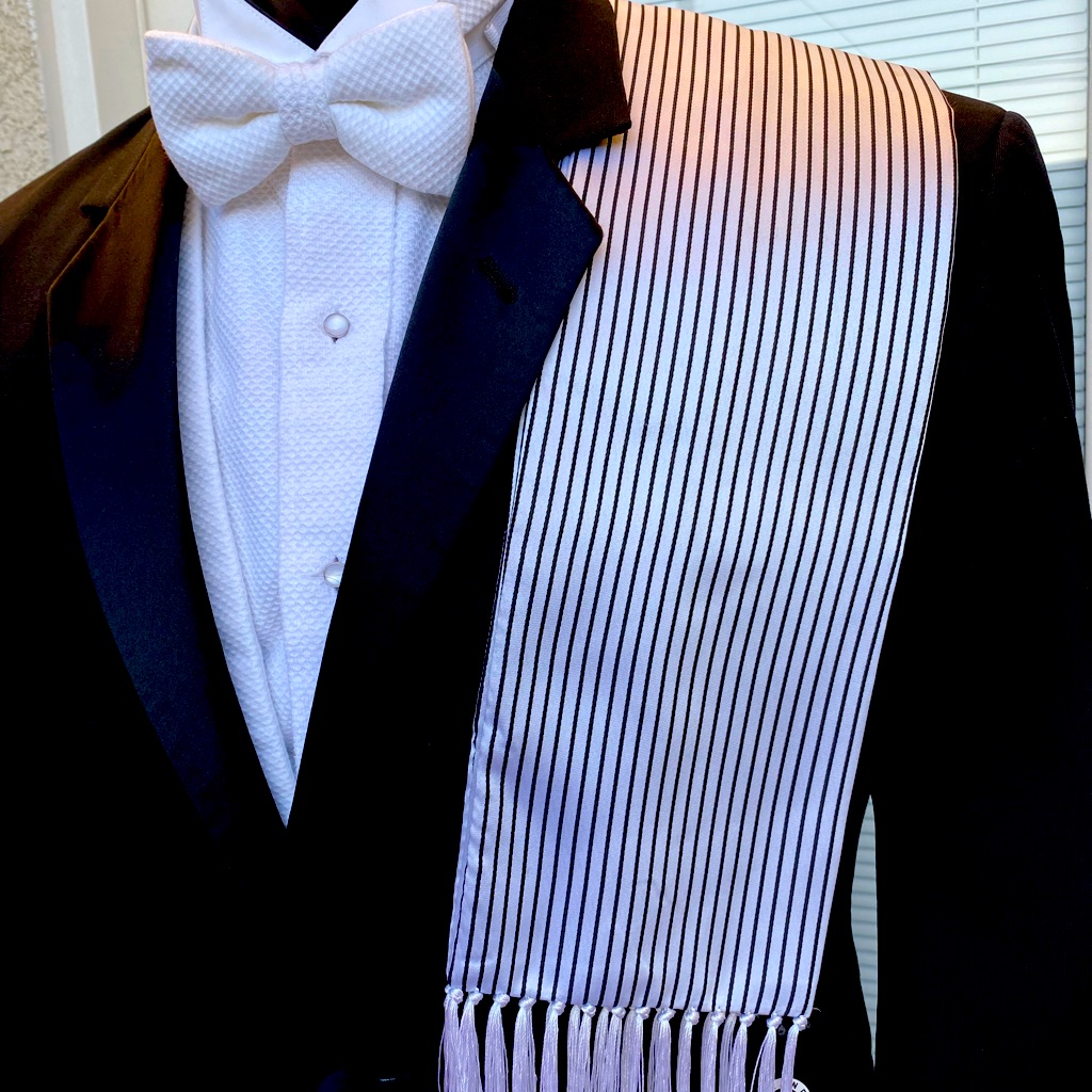 250 Nwt Brand Q Fancy Scarf